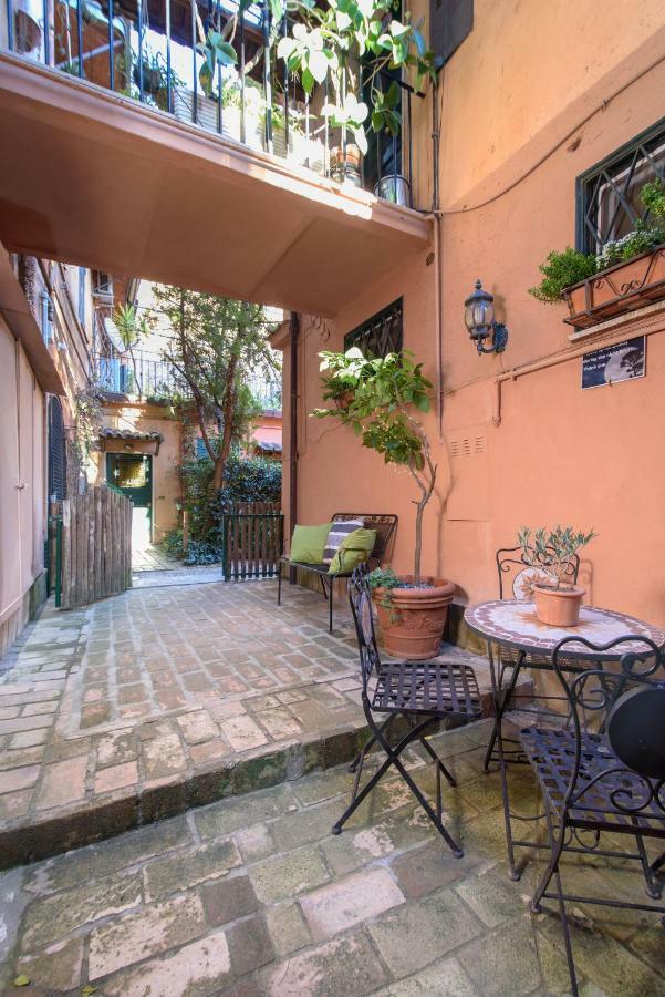 Lovely With Garden In Vatican Museums Trastevere Apartment Rome Luaran gambar